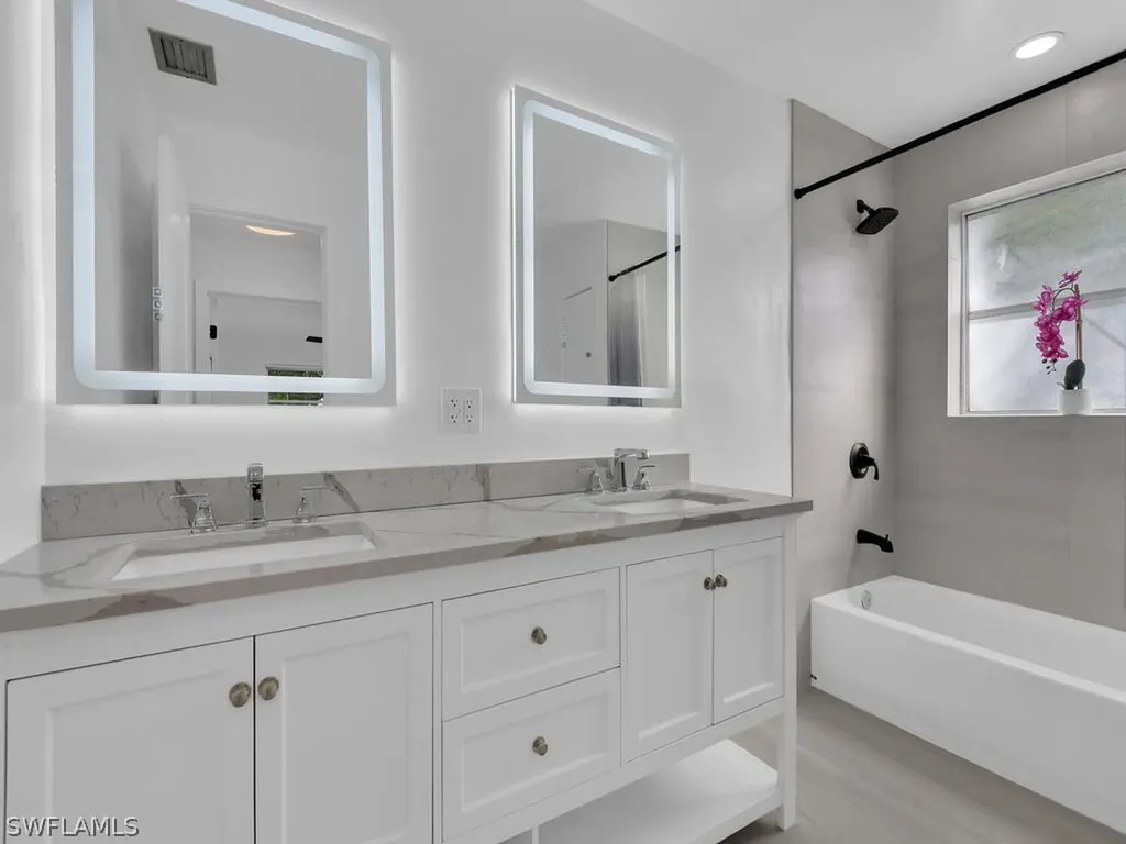 4941 Aztec Circle Naples FL 34112