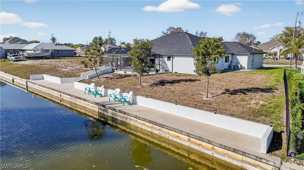 2223 SW 4th Court Cape Coral FL 33991