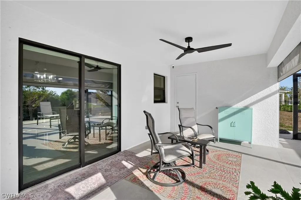 2223 SW 4th Court Cape Coral FL 33991