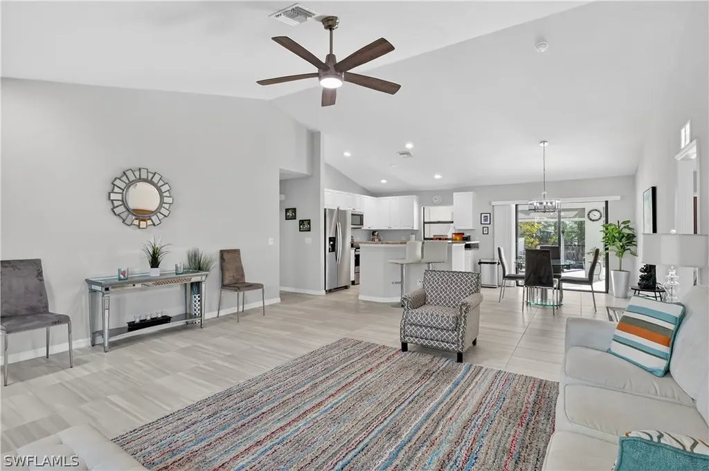 2223 SW 4th Court Cape Coral FL 33991