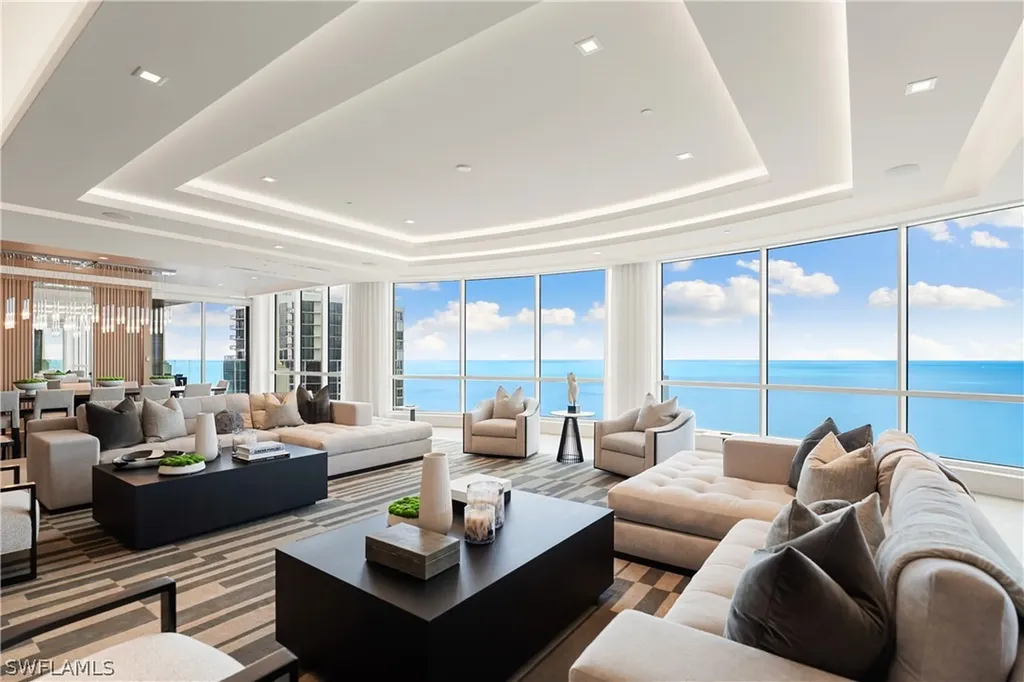 81 Seagate Drive Naples FL 34103