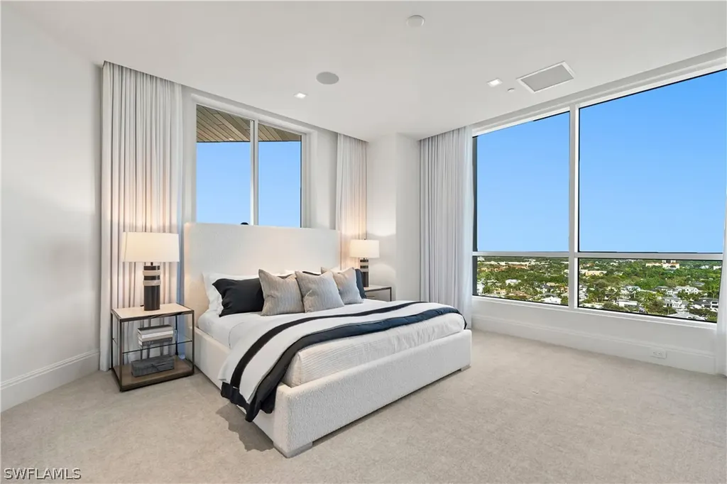 81 Seagate Drive Naples FL 34103