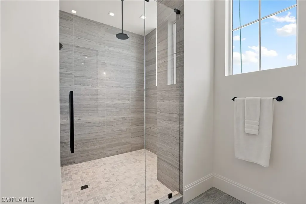 81 Seagate Drive Naples FL 34103