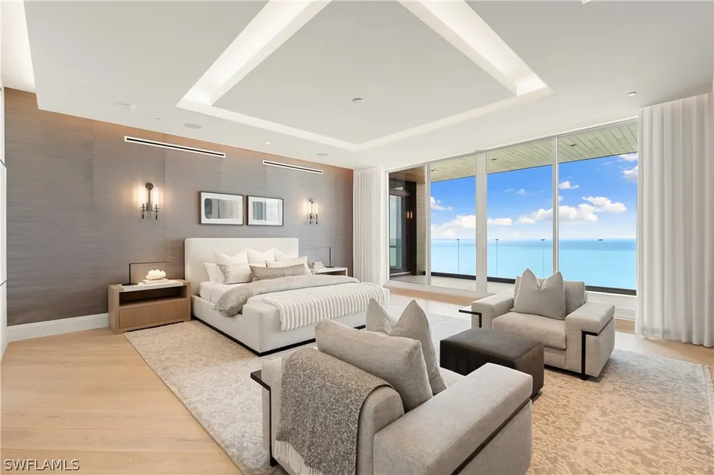 81 Seagate Drive Naples FL 34103