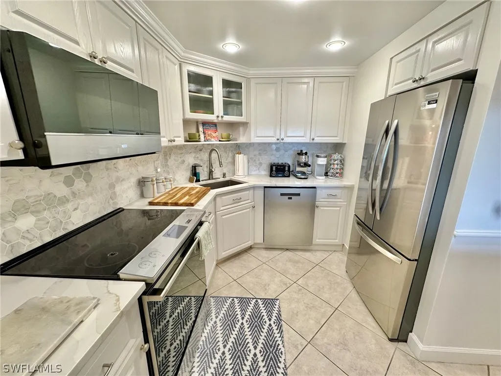 1 Bluebill Avenue Naples FL 34108