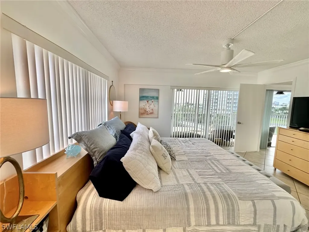 1 Bluebill Avenue Naples FL 34108