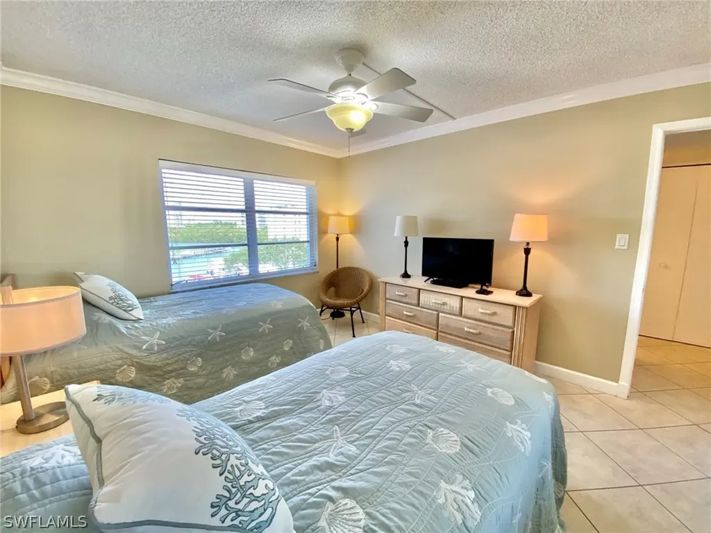 1 Bluebill Avenue Naples FL 34108