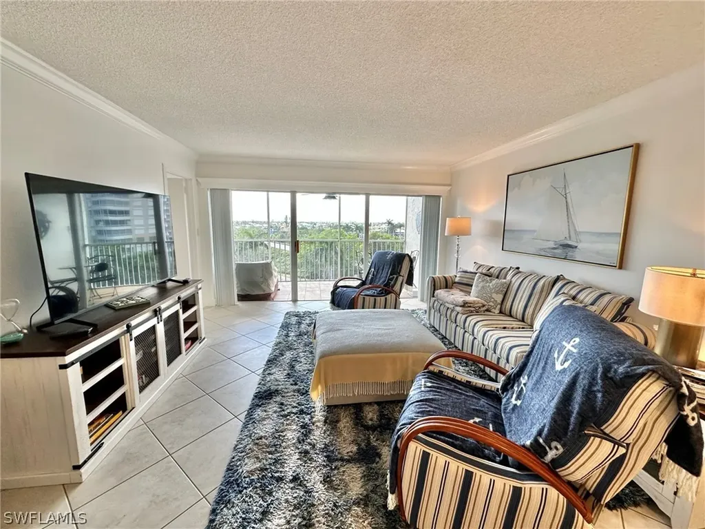 1 Bluebill Avenue Naples FL 34108