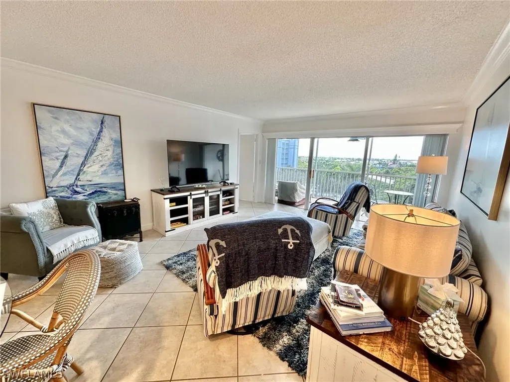 1 Bluebill Avenue Naples FL 34108