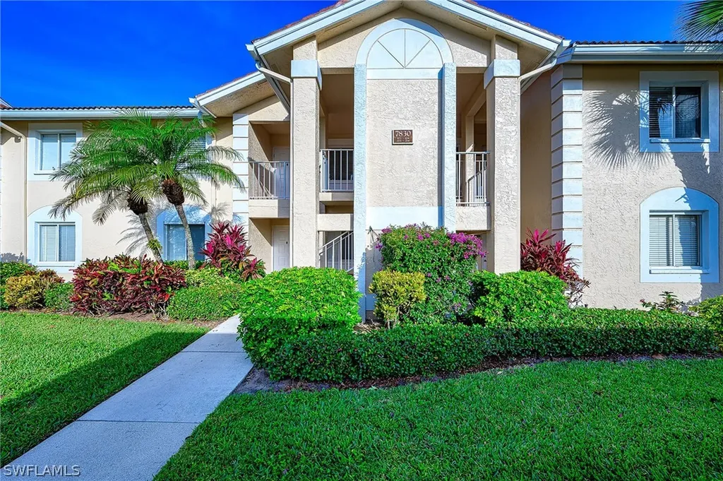7778 Emerald Circle Naples FL 34109