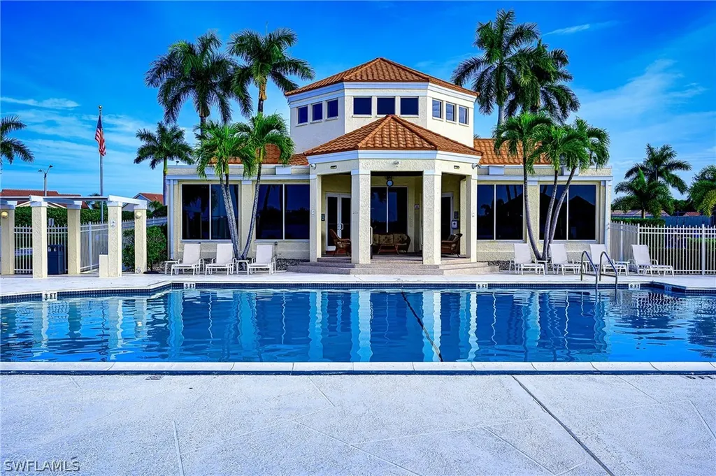 7778 Emerald Circle Naples FL 34109