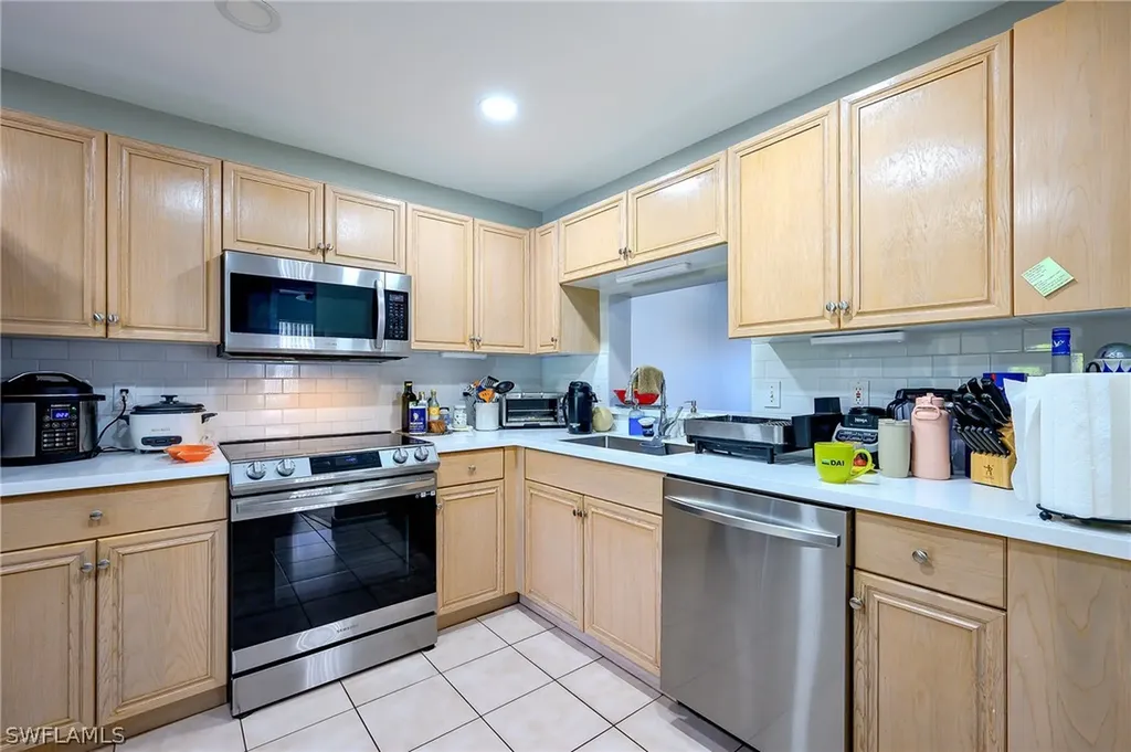 7778 Emerald Circle Naples FL 34109