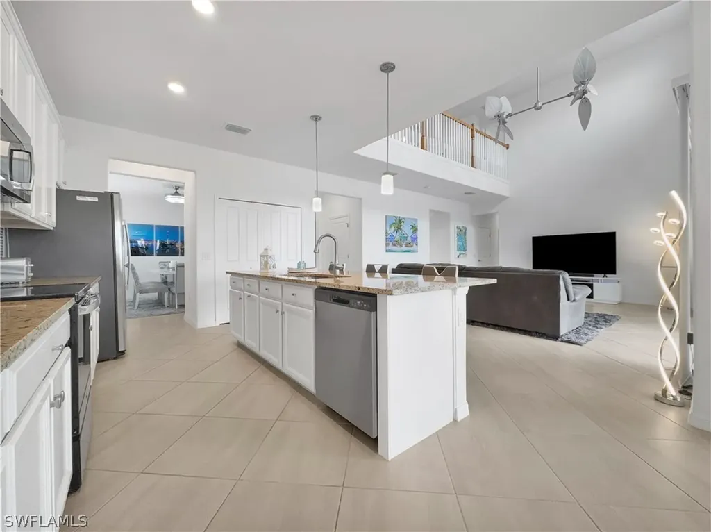 3319 Menores Way Fort Myers FL 33905
