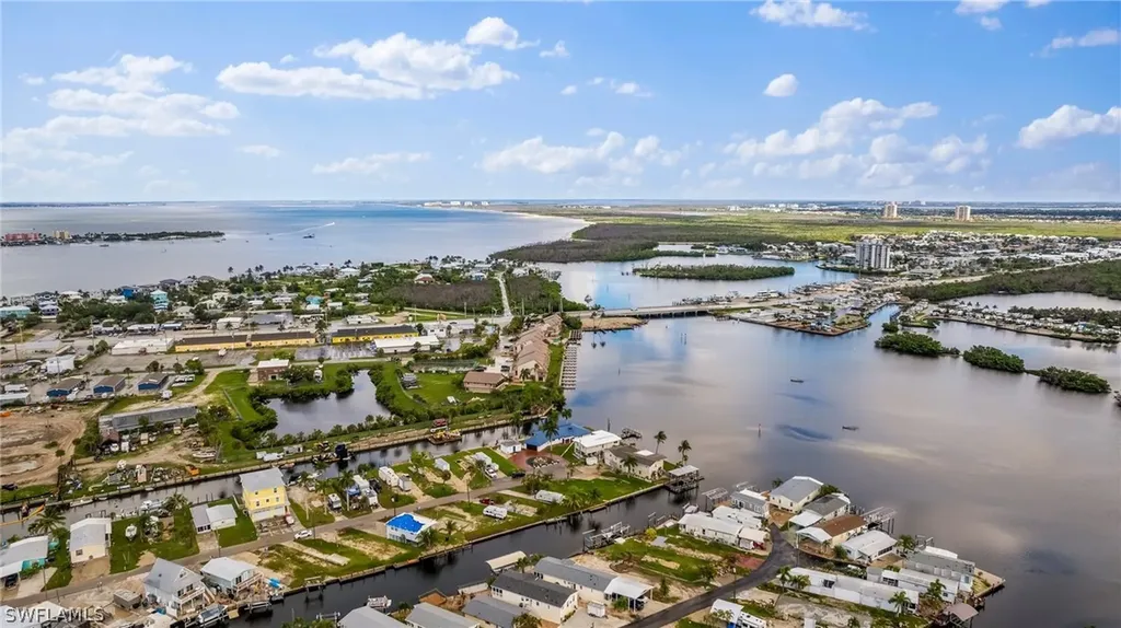 866 Oak Street Fort Myers Beach FL 33931