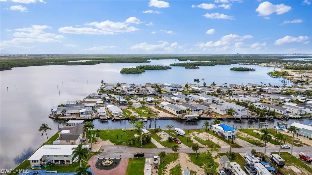 866 Oak Street Fort Myers Beach FL 33931