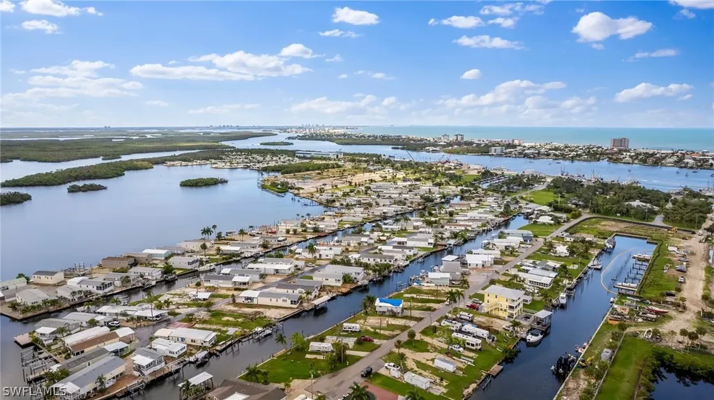 866 Oak Street Fort Myers Beach FL 33931