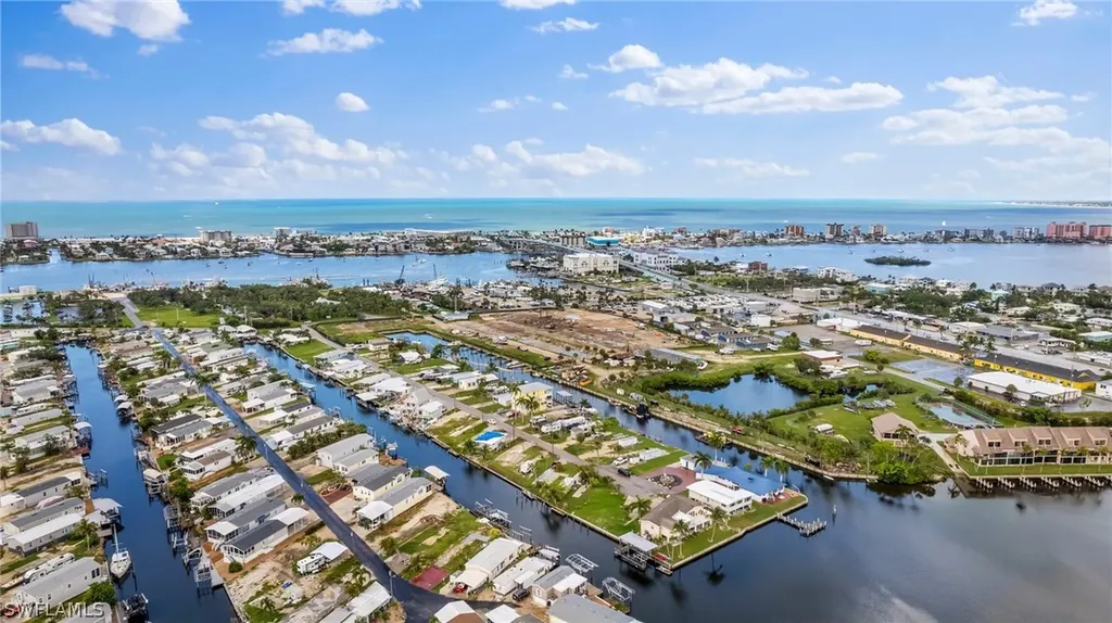 866 Oak Street Fort Myers Beach FL 33931