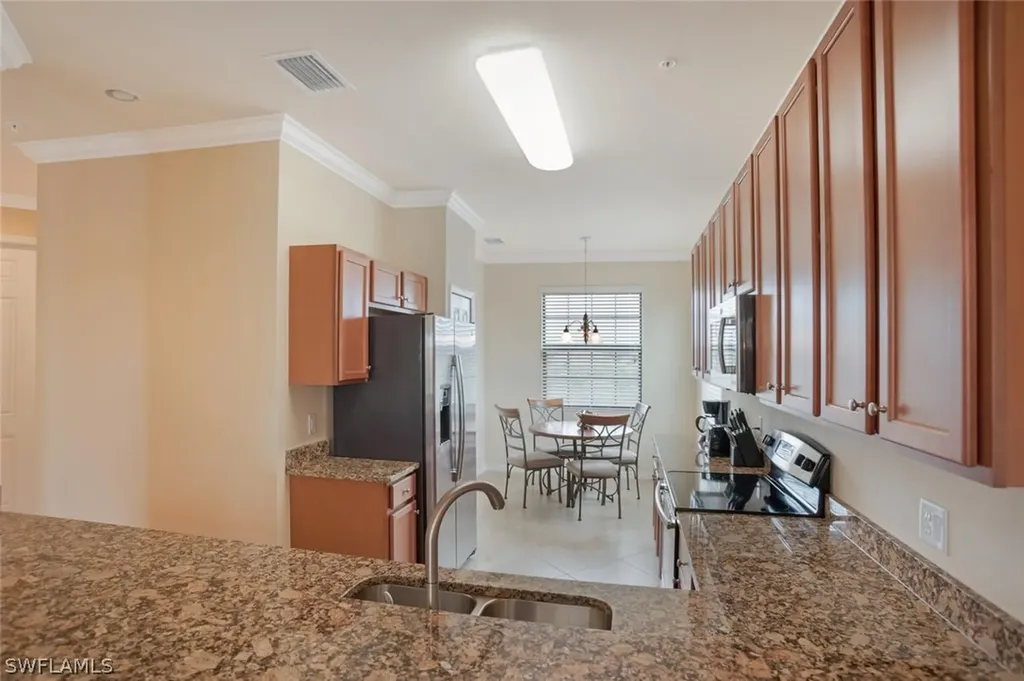 9731 Acqua Court Naples FL 34113