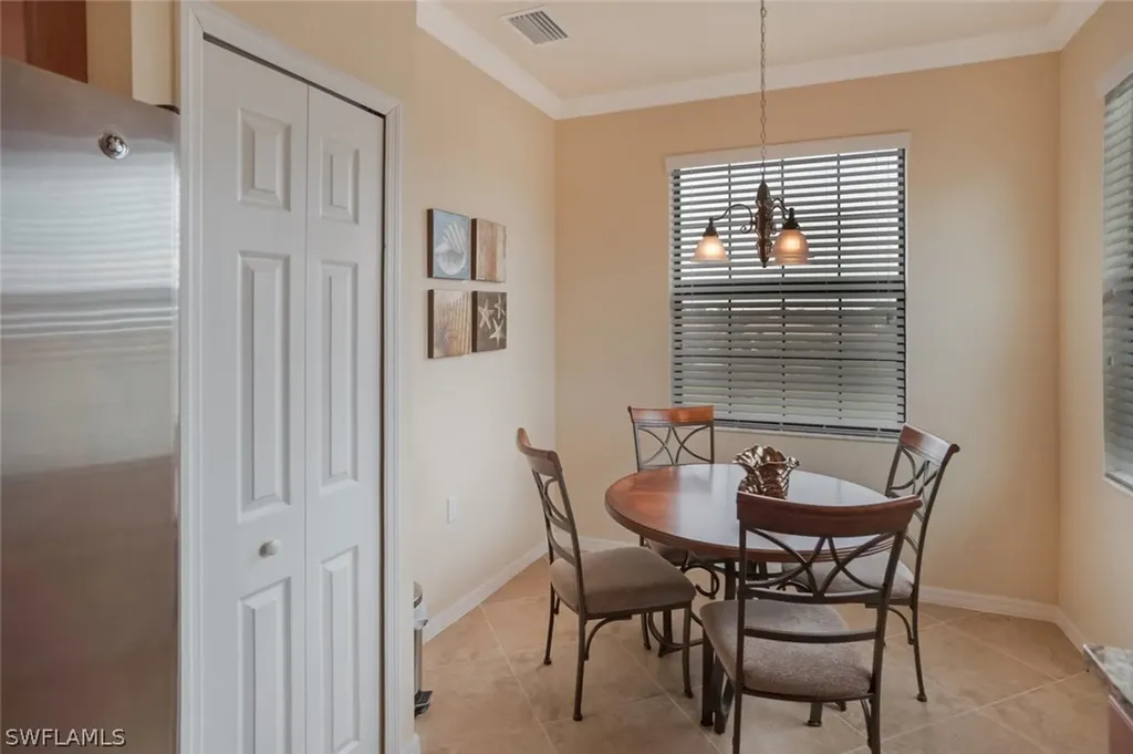 9731 Acqua Court Naples FL 34113