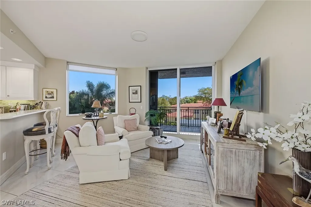 7225 Pelican Bay Boulevard Naples FL 34108