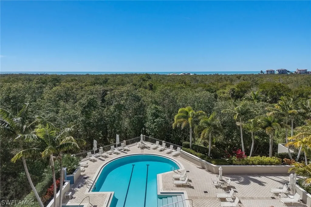 7225 Pelican Bay Boulevard Naples FL 34108