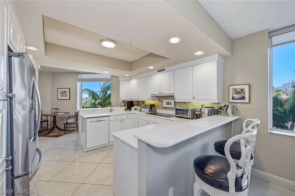 7225 Pelican Bay Boulevard Naples FL 34108