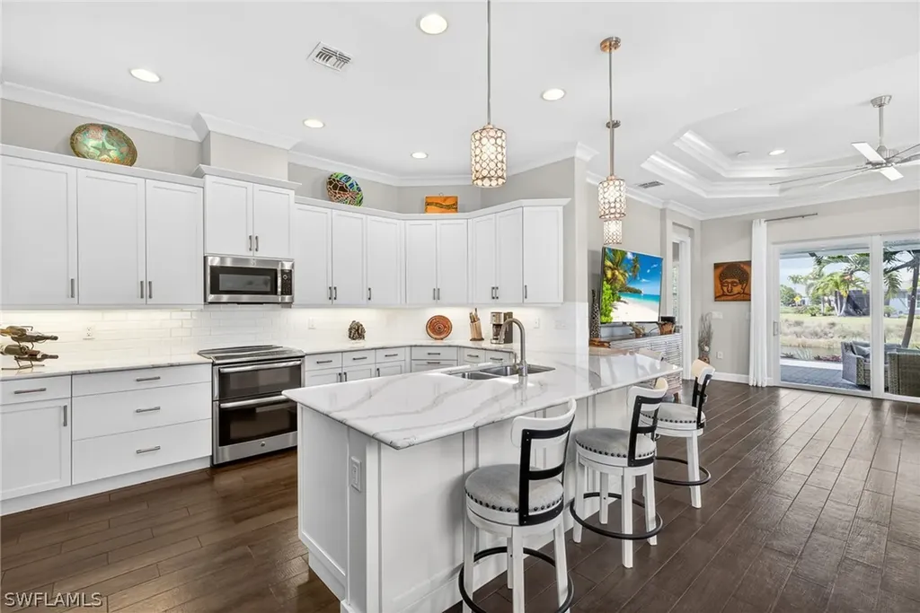 7026 Dominica Drive Naples FL 34113