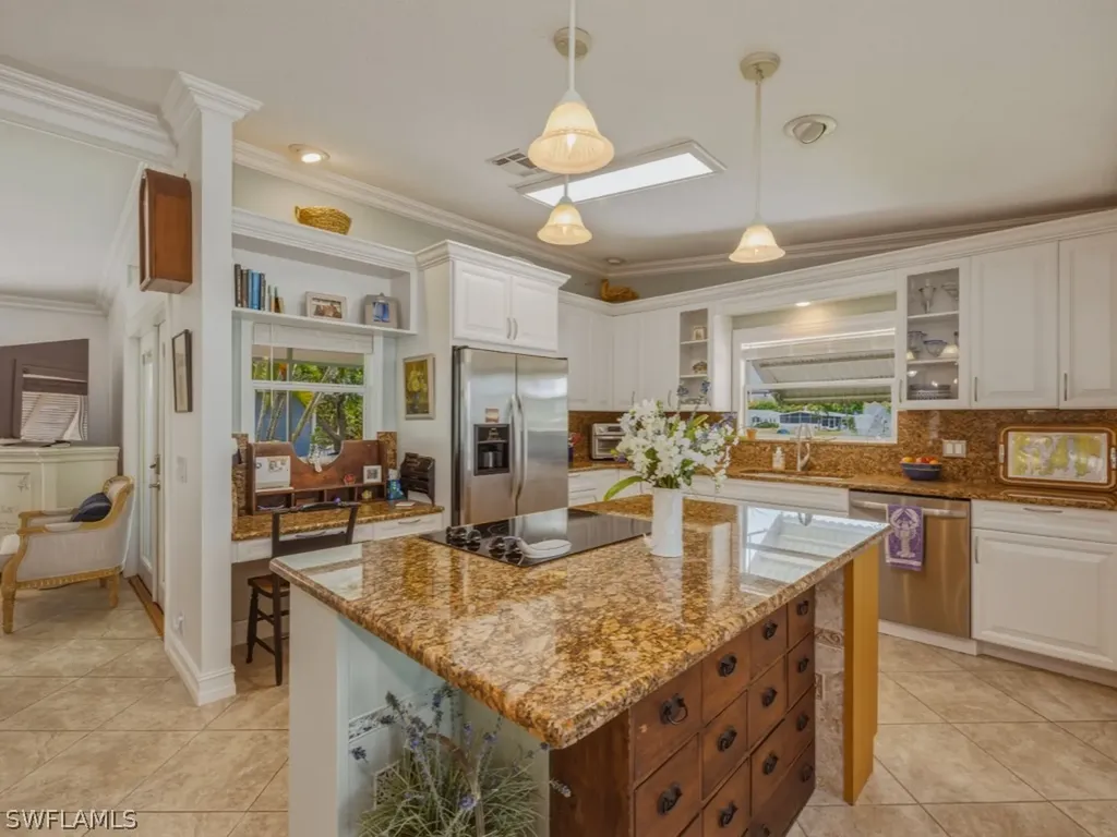 32 Covey Lane Naples FL 34114