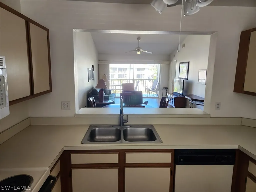 1350 Churchill Circle Naples FL 34116