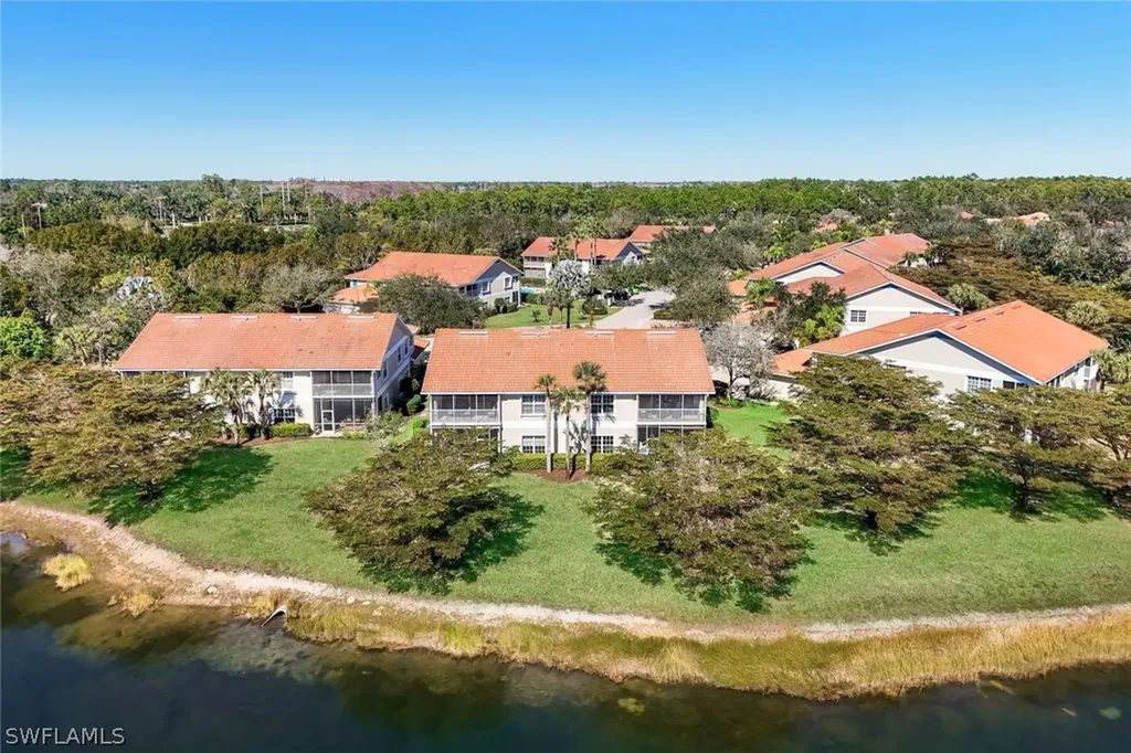 6360 Lexington Court Naples FL 34110