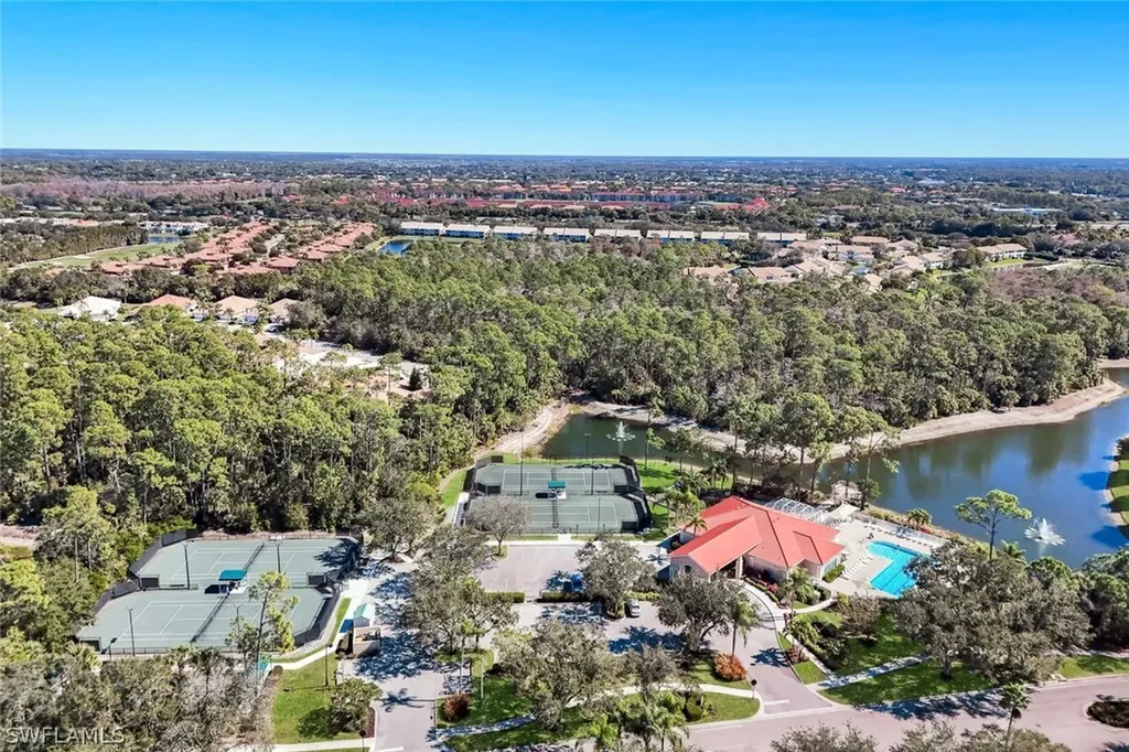 6360 Lexington Court Naples FL 34110