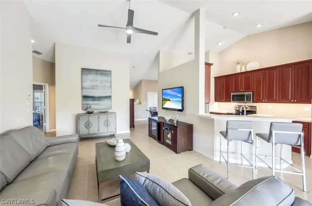 6360 Lexington Court Naples FL 34110