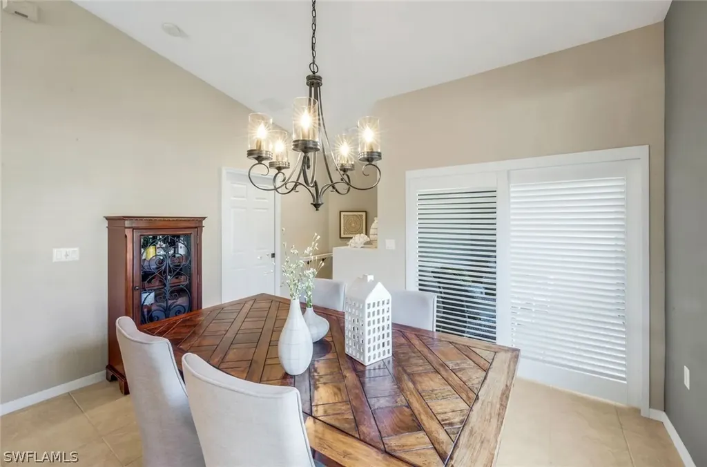 6360 Lexington Court Naples FL 34110