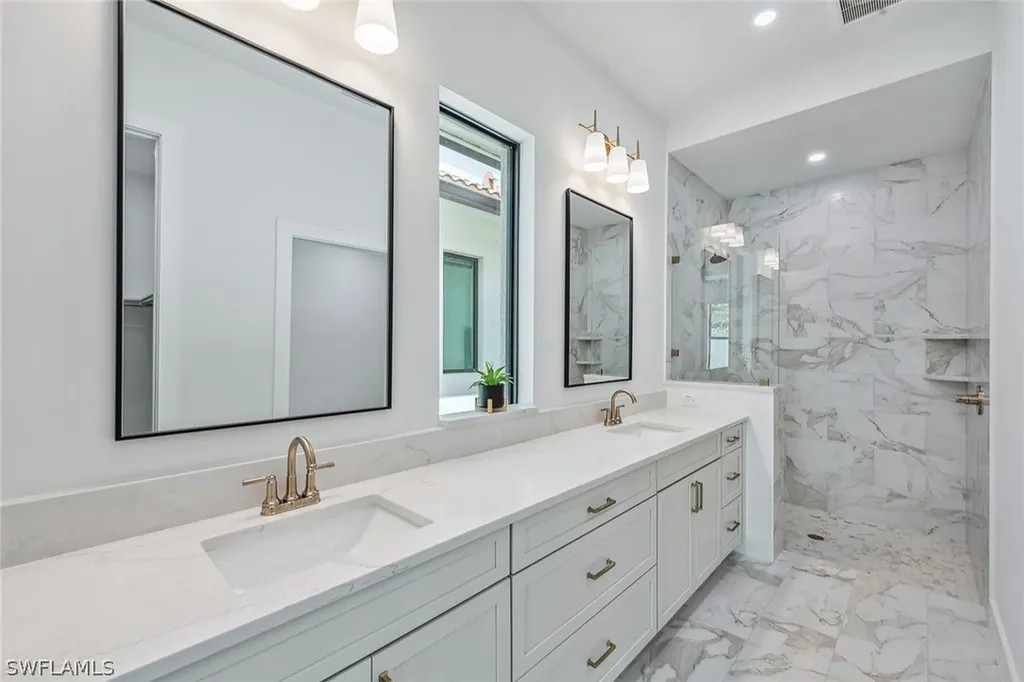 7968 Cordoba Place Naples FL 34113