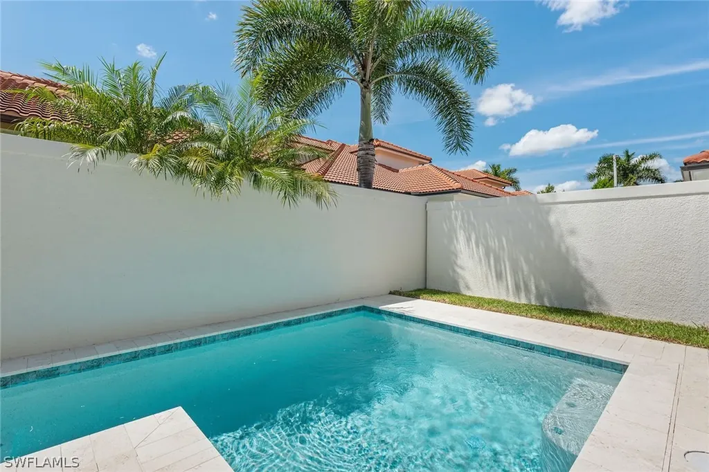 7968 Cordoba Place Naples FL 34113