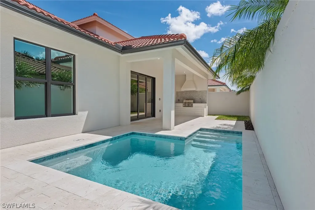7968 Cordoba Place Naples FL 34113