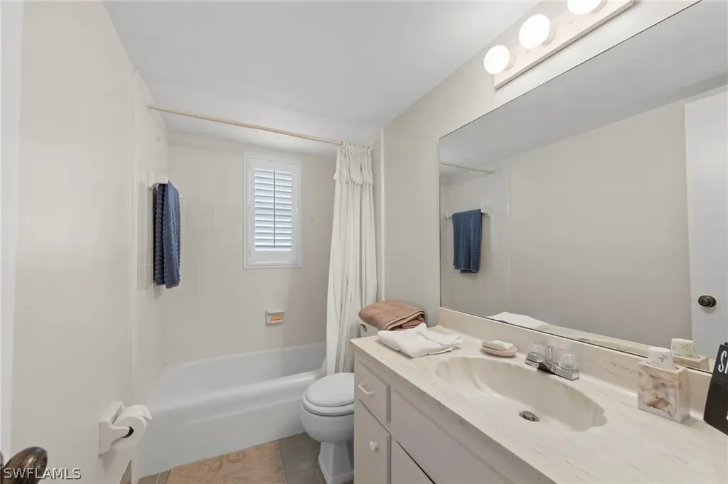 84 Glades Boulevard Naples FL 34112