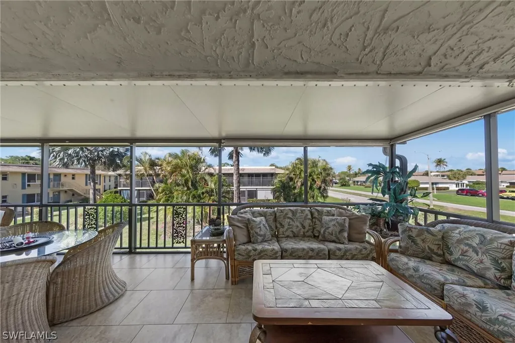 84 Glades Boulevard Naples FL 34112