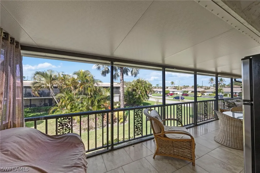 84 Glades Boulevard Naples FL 34112