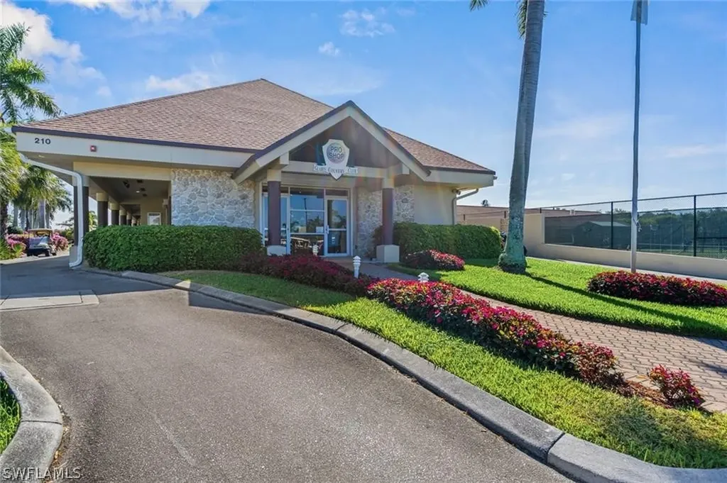 84 Glades Boulevard Naples FL 34112