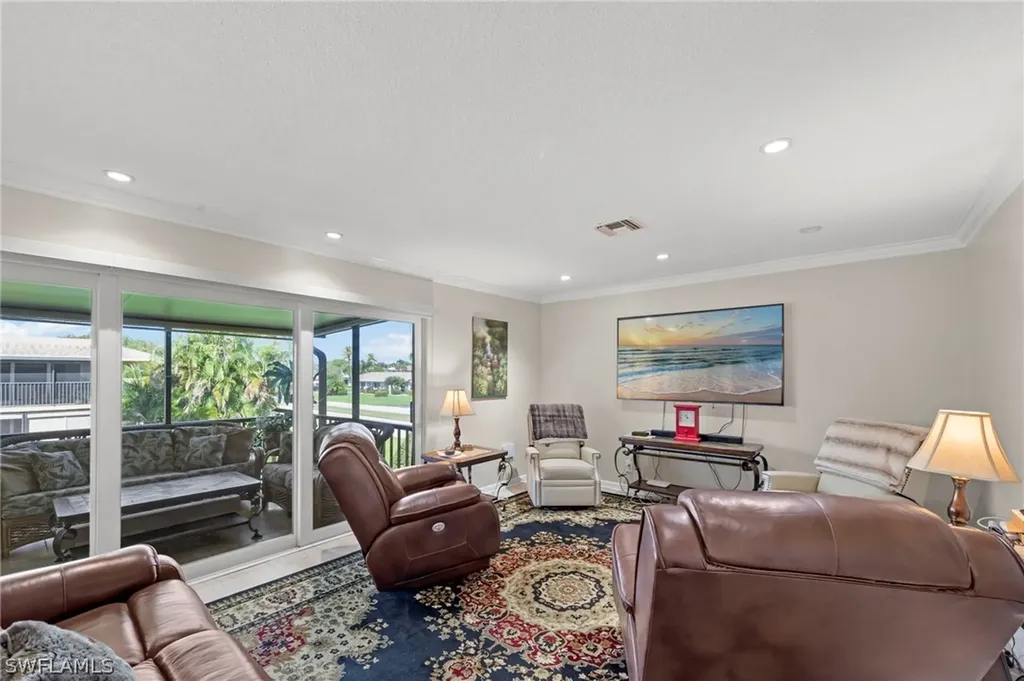 84 Glades Boulevard Naples FL 34112