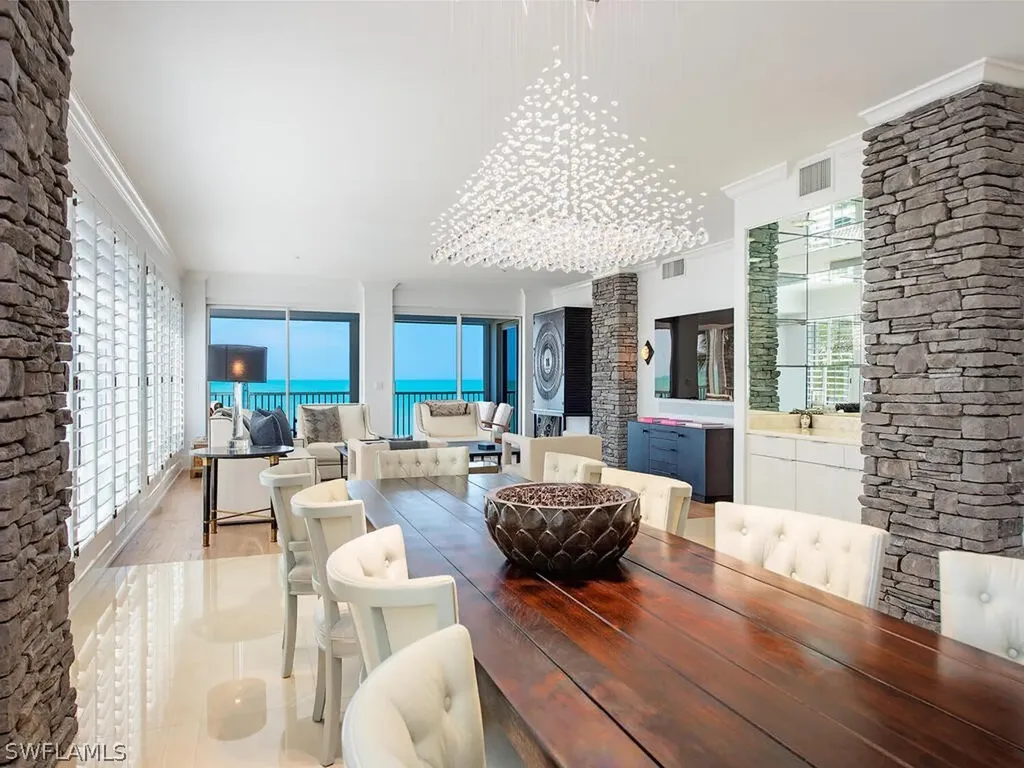 9811 Gulf Shore Drive Naples FL 34108