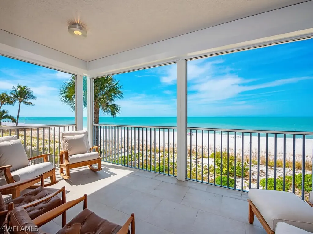 9811 Gulf Shore Drive Naples FL 34108