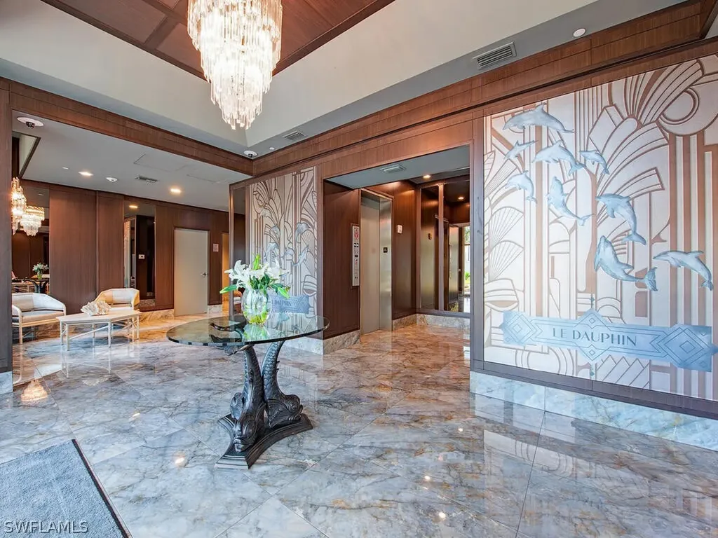 9811 Gulf Shore Drive Naples FL 34108