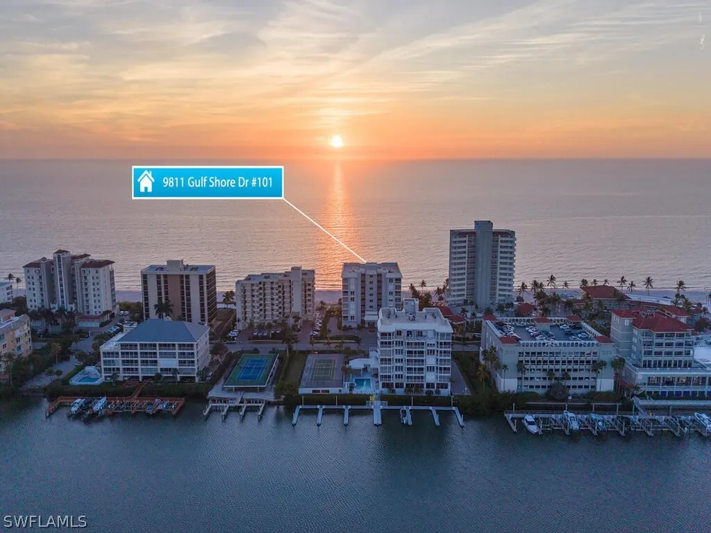 9811 Gulf Shore Drive Naples FL 34108