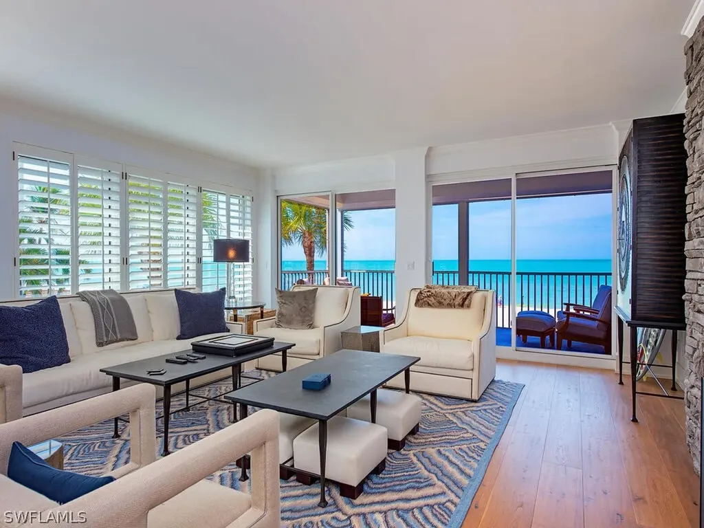 9811 Gulf Shore Drive Naples FL 34108