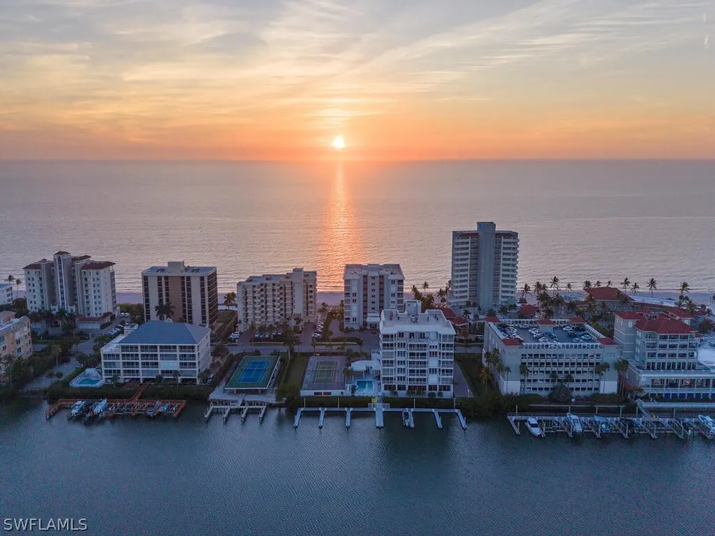 9811 Gulf Shore Drive Naples FL 34108