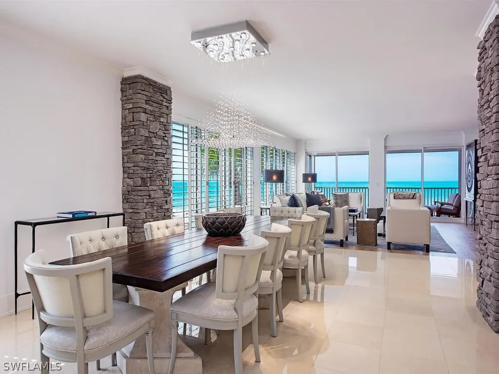 9811 Gulf Shore Drive Naples FL 34108