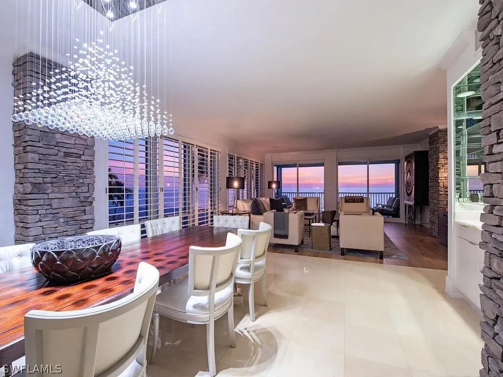 9811 Gulf Shore Drive Naples FL 34108