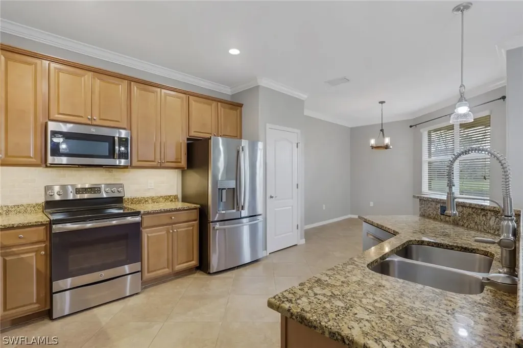 2118 Satsuma Lane Naples FL 34120